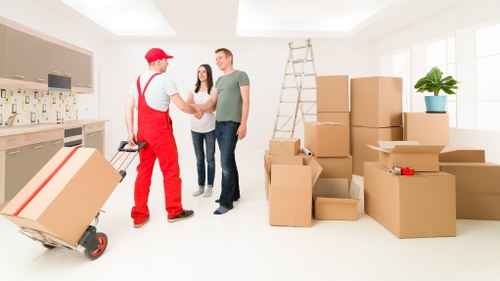 Furniture transport and loading help in Highwycombe
