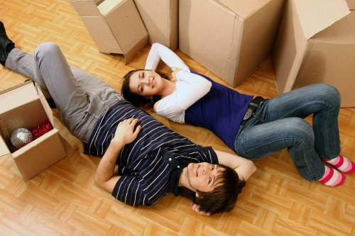 Flat move and furniture transport service in High Wycombe